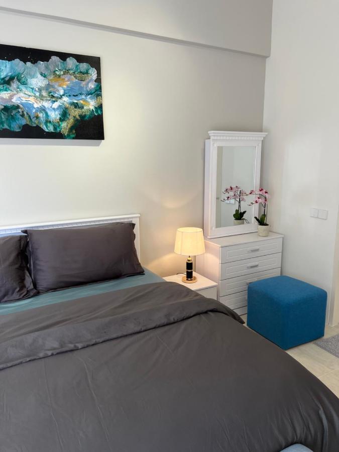 By The Sea Beachfront Designer Suites Penang - Managed By Art Of Tree Batu Ferringhi Esterno foto