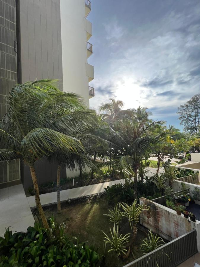 By The Sea Beachfront Designer Suites Penang - Managed By Art Of Tree Batu Ferringhi Esterno foto