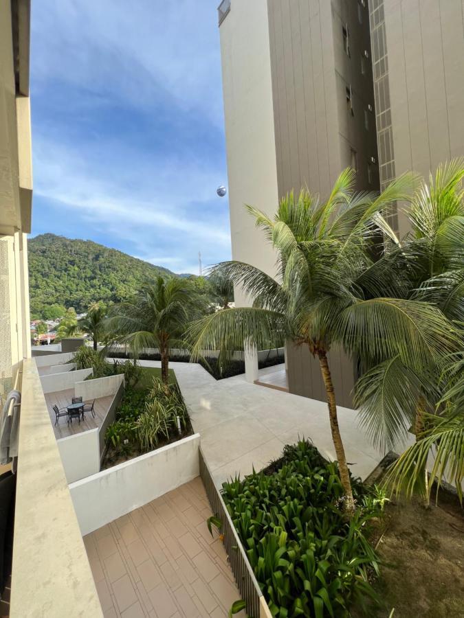 By The Sea Beachfront Designer Suites Penang - Managed By Art Of Tree Batu Ferringhi Esterno foto
